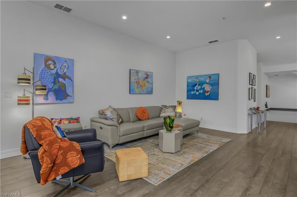 6867 Satinleaf Rd S, Unit 201, Naples, FL 34109 Photo