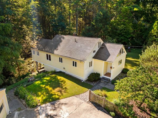 64 Lakeside Dr, Groton, MA 01450