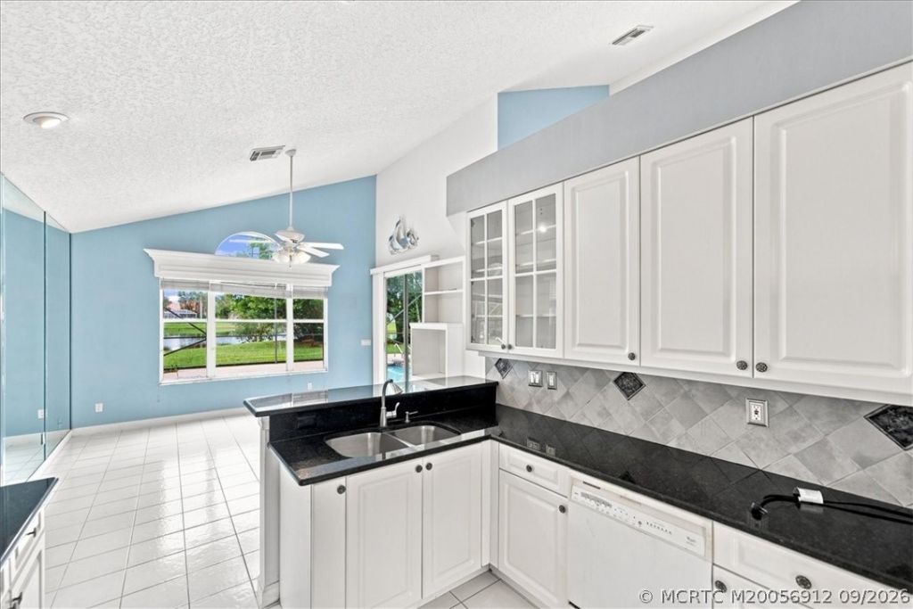 434 SW Horseshoe Circle, Port Saint Lucie, FL 34986 Photo