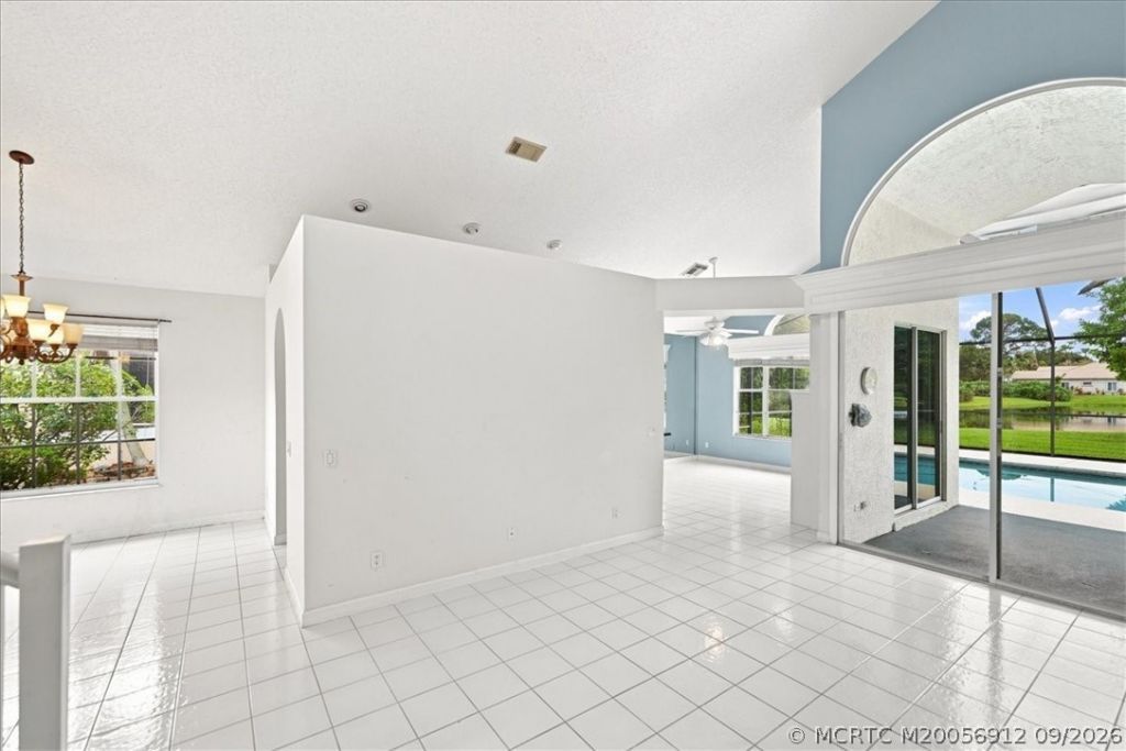 434 SW Horseshoe Circle, Port Saint Lucie, FL 34986 Photo
