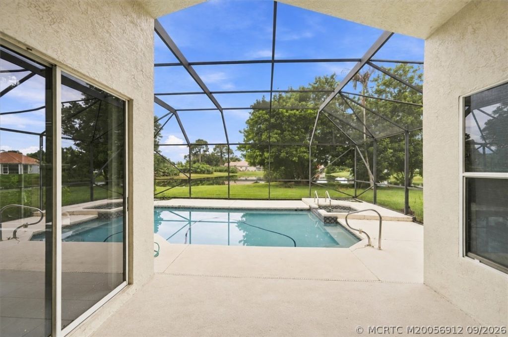 434 SW Horseshoe Circle, Port Saint Lucie, FL 34986 Photo