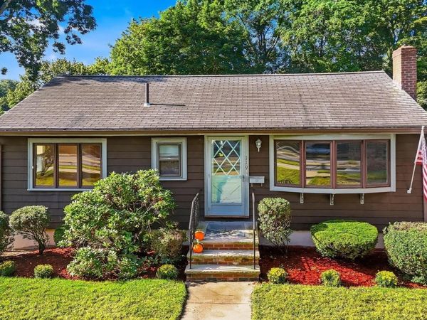 119 School Street, Woburn, MA 01801