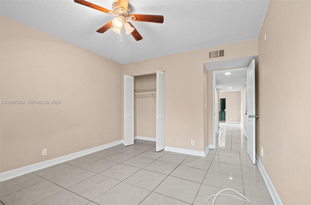 8913 NW 28th Dr, Unit D, Coral Springs, FL 33065 Photo