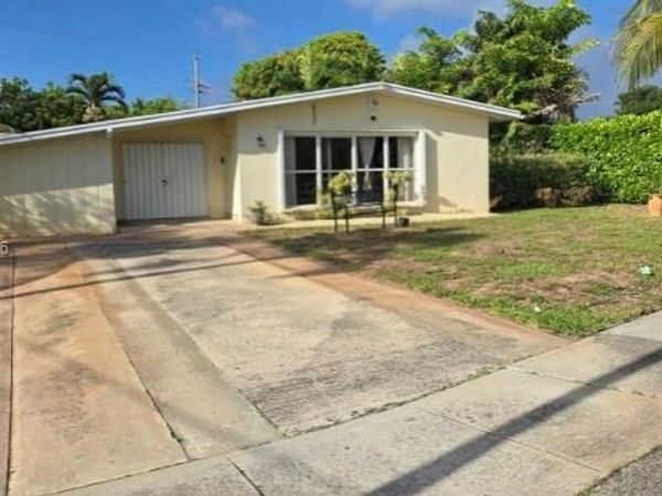 1002 W Broome St , Unit 1, Lantana, FL 33462