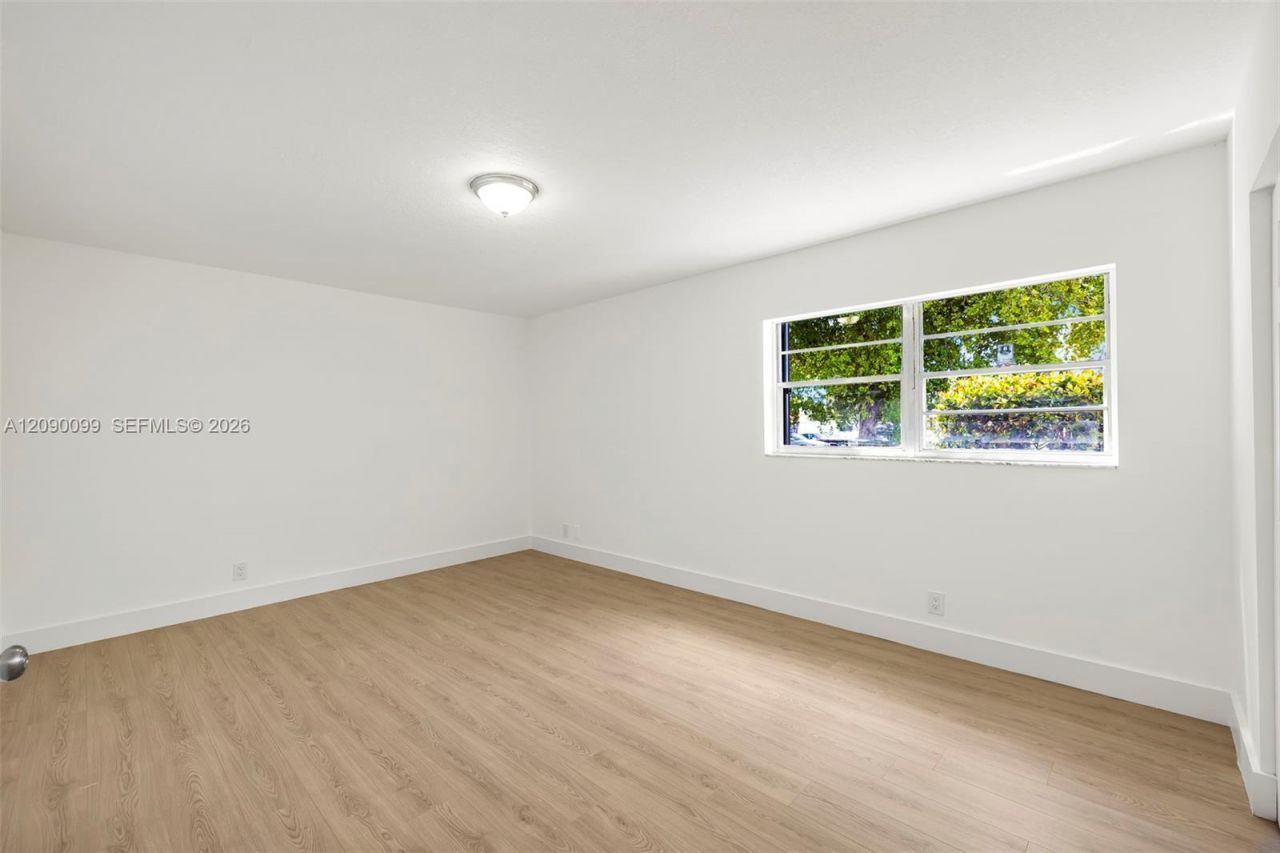 2033 Dewey St , Hollywood, FL 33020 Photo