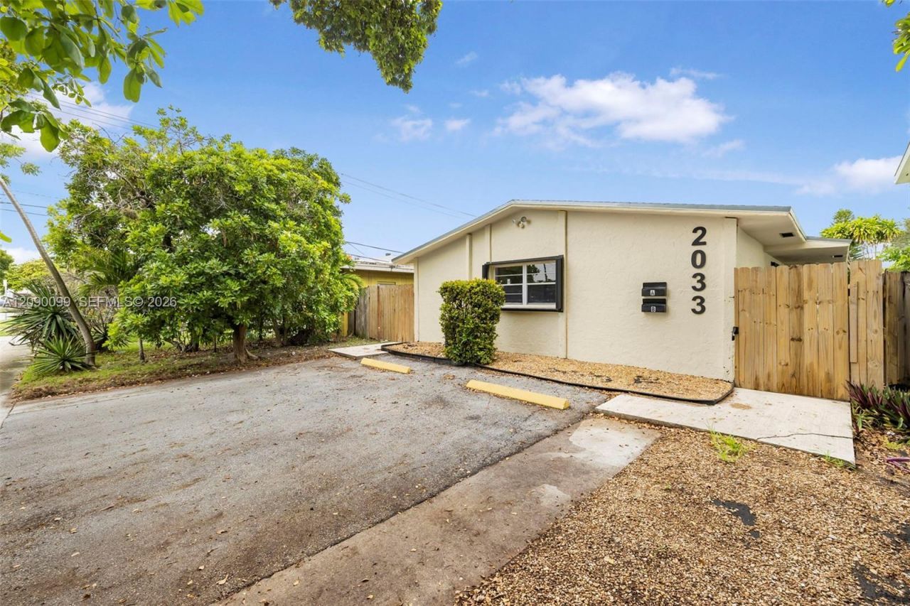 2033 Dewey St , Hollywood, FL 33020 Photo
