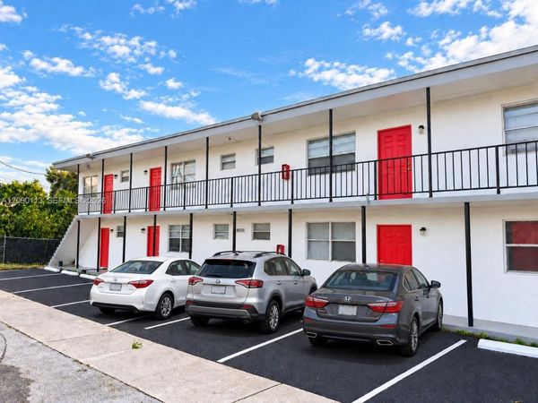 6950 NW 8th Ave, Unit 4, Miami, FL 33150