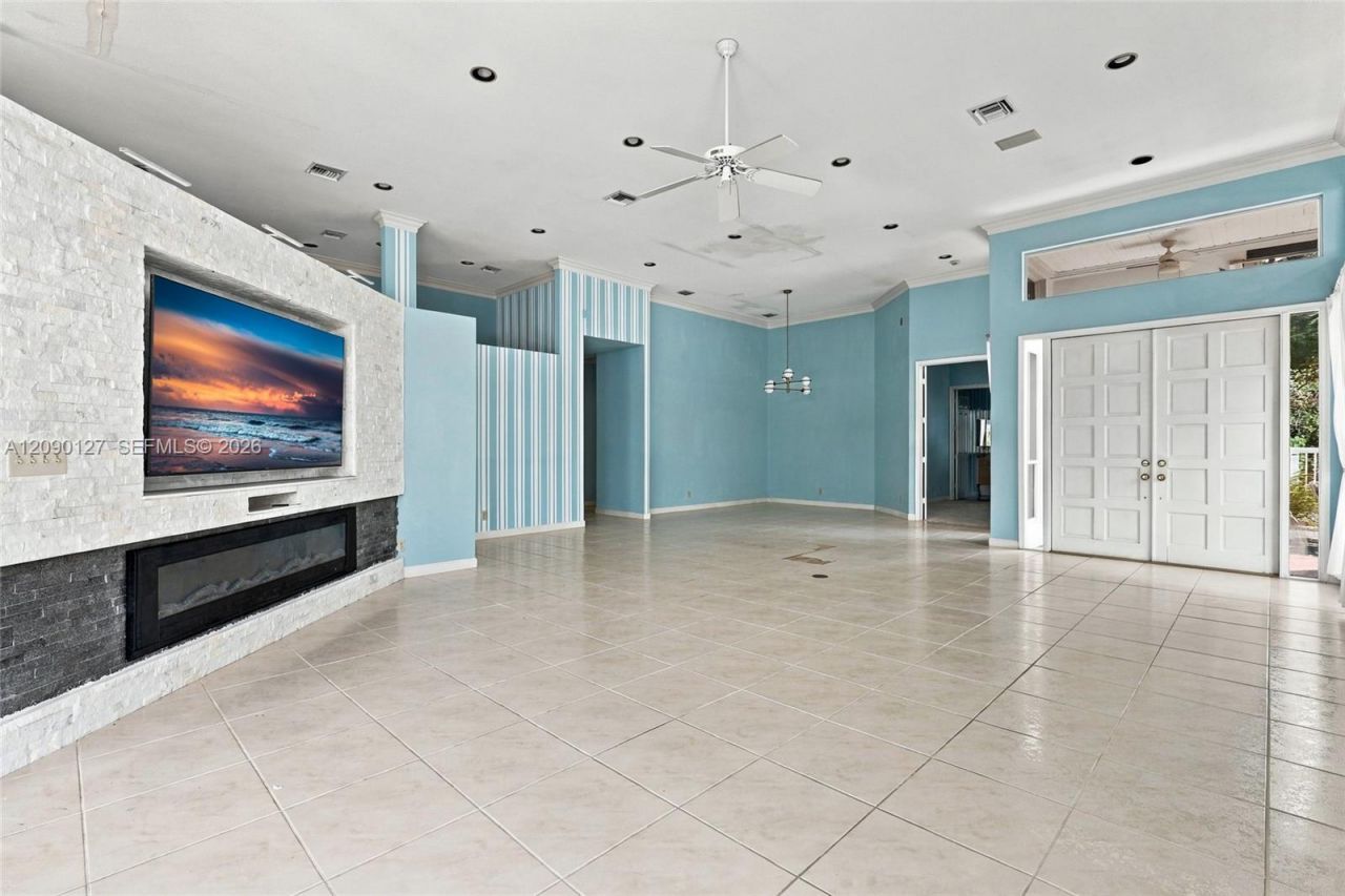 173 Orange Tree Dr , Atlantis, FL 33462 Photo