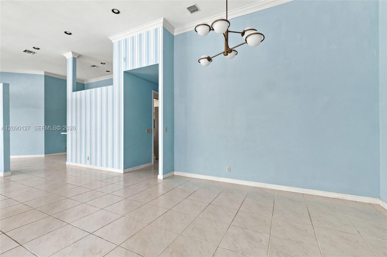 173 Orange Tree Dr , Atlantis, FL 33462 Photo