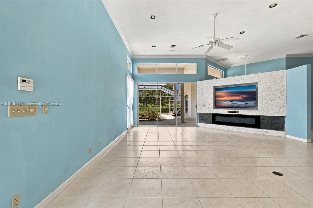 173 Orange Tree Dr , Atlantis, FL 33462 Photo