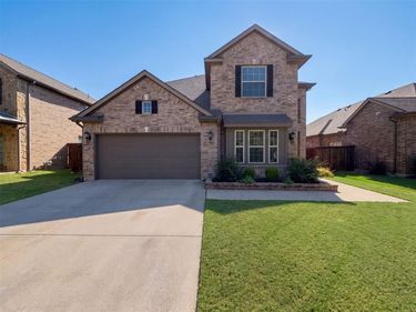 8152 Black Sumac Drive, Fort Worth, TX 76131