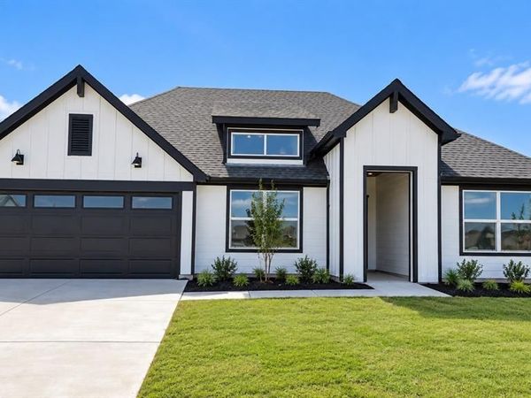 4213 CORNERSTONE Circle , Granbury, TX 76048