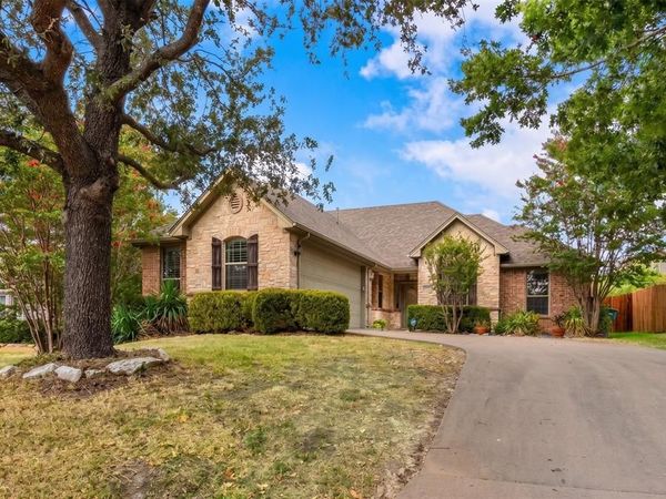 2205 Covington Court , Sherman, TX 75092