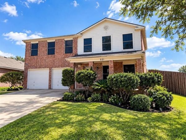 221 Pinecrest, Seagoville, TX 75159