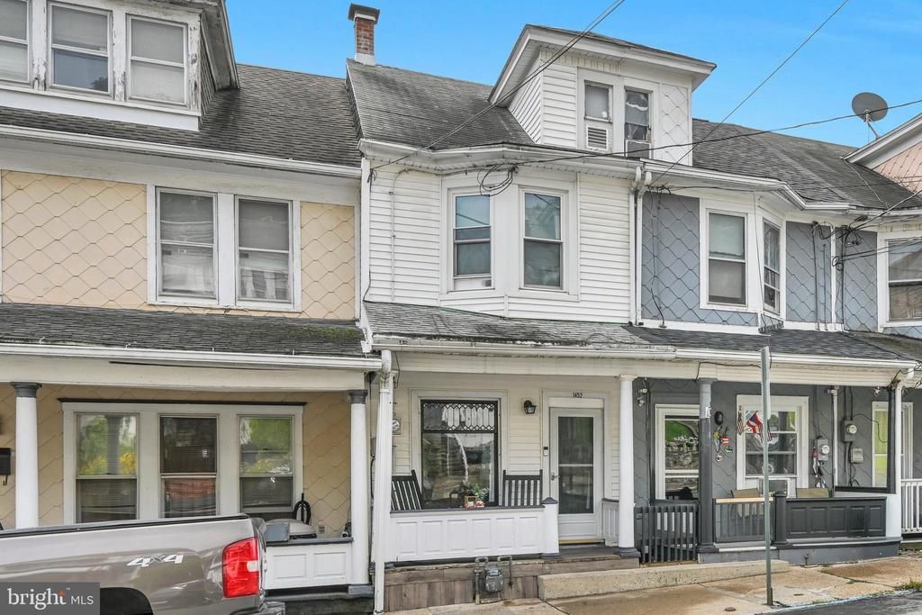 1452 W WALNUT STREET , COAL TOWNSHIP, PA 17866