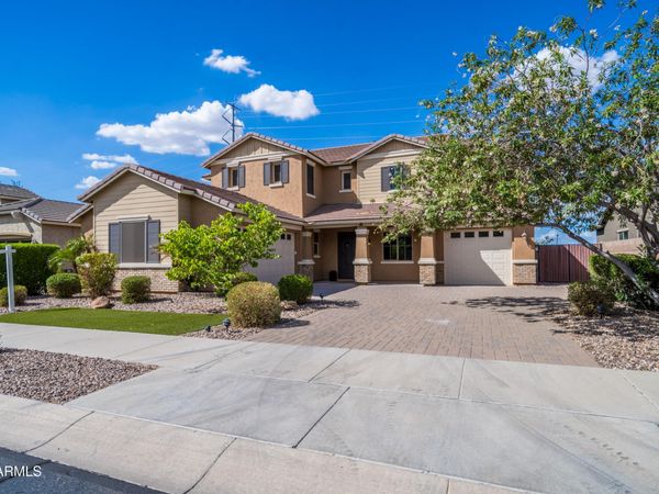 20562 E RAVEN Drive, Queen Creek, AZ 85142