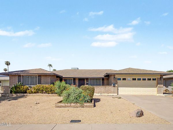 5820 S BONARDEN Lane, Tempe, AZ 85283