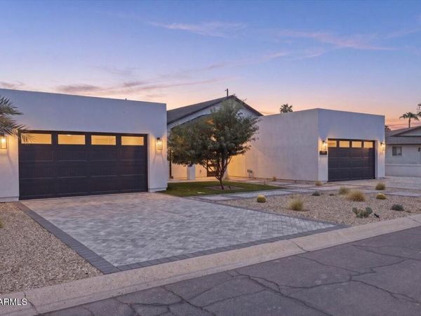 6050 E Hollyhock Street, Phoenix, AZ 85018