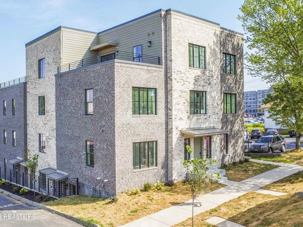 1911 Forest Ave, Knoxville, TN 37916