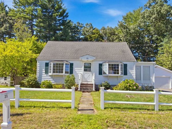 35 Marie St, Tewksbury, MA 01876