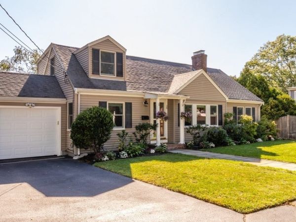 30 Colonial Avenue, Waltham, MA 02453