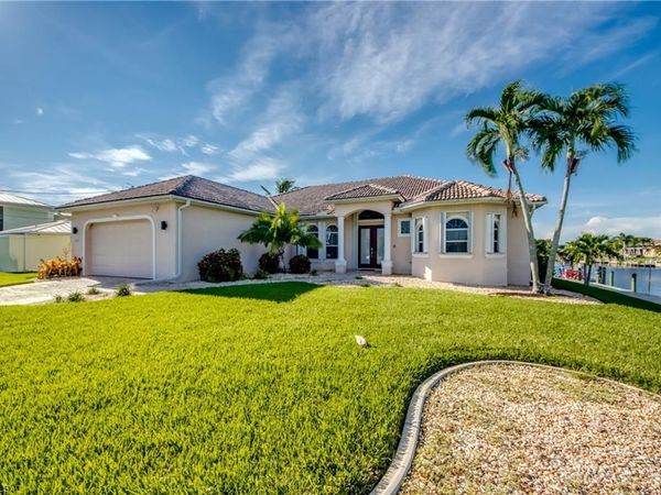 148 SW 38th TER , CAPE CORAL, FL 33914