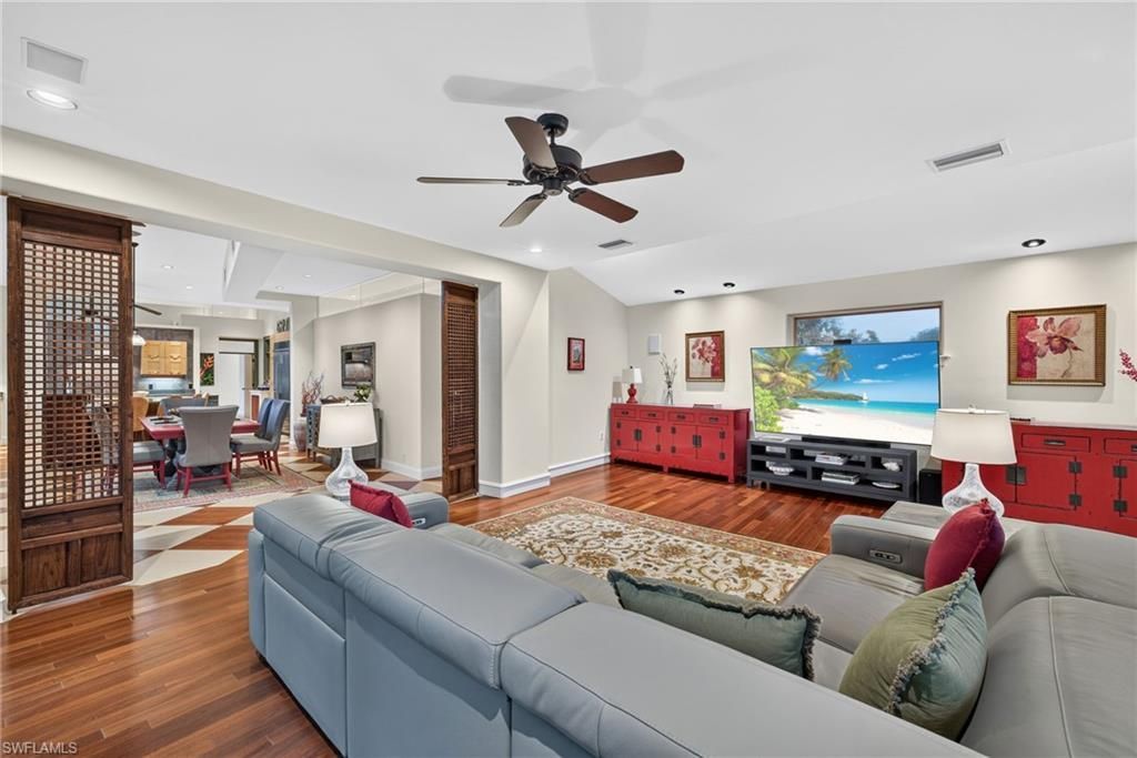 6425 Pine Ave, Sanibel, FL 33957 Photo
