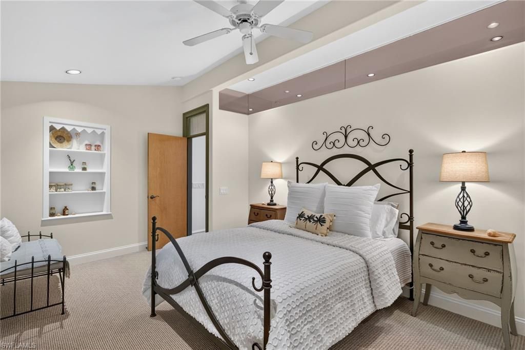 6425 Pine Ave, Sanibel, FL 33957 Photo
