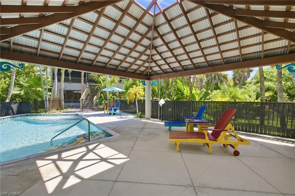 6425 Pine Ave, Sanibel, FL 33957 Photo