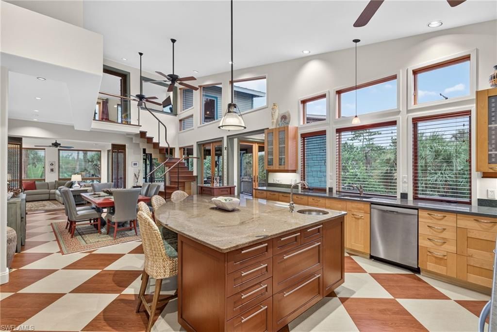 6425 Pine Ave, Sanibel, FL 33957 Photo