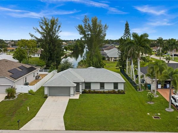 2217 SW 7th PL , CAPE CORAL, FL 33991
