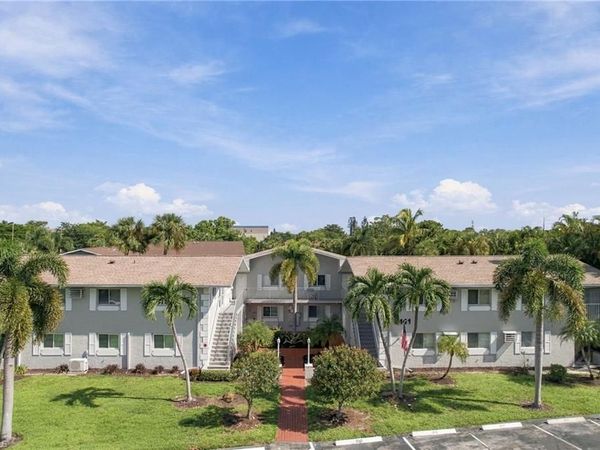 8141 Country RD , Unit 105, FORT MYERS, FL 33919