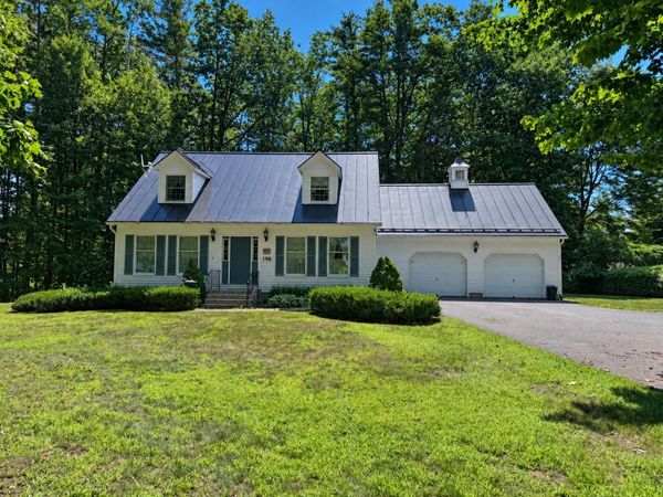 196 Spruce Street, Newport City, VT 05855