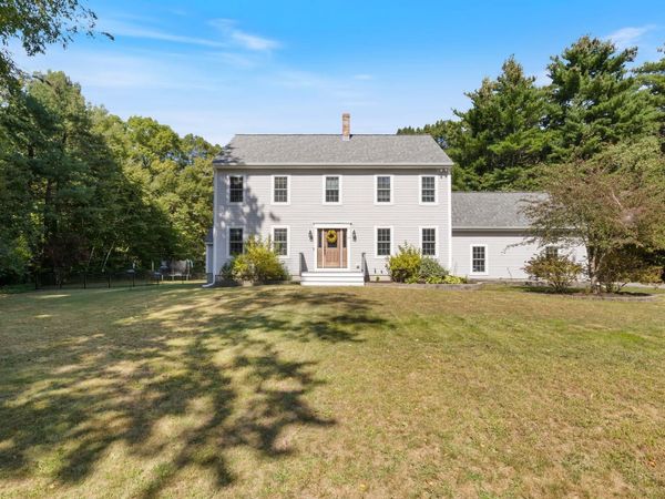 10 Partridge Drive, Middleton, NH 03887