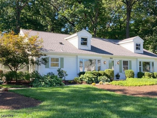 321 Sharon Way, Monroe, NJ 08831