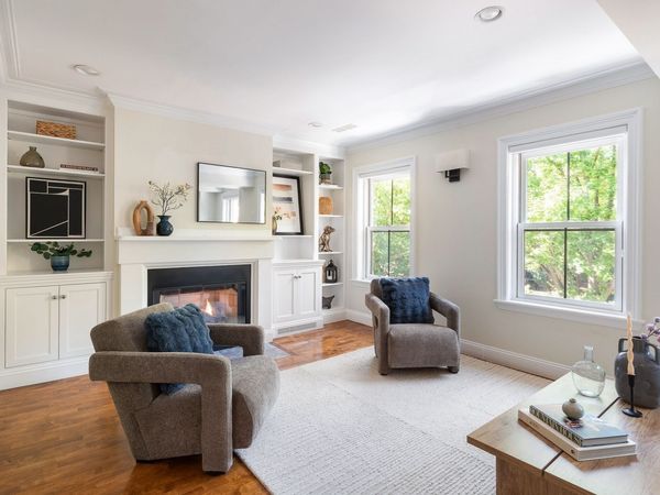 7 Ringgold St, Unit 2, Boston, MA 02118