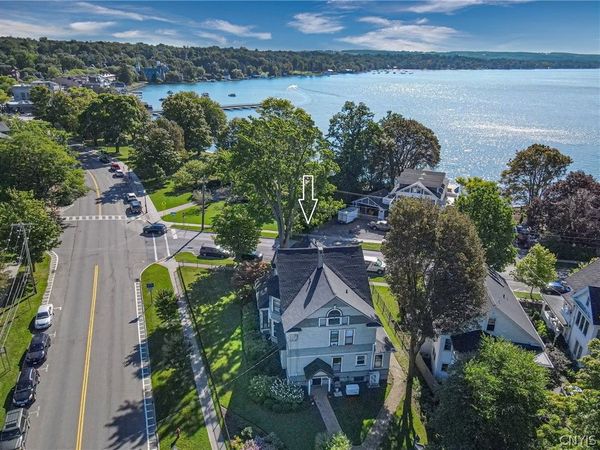 2 W Lake Street, Skaneateles, NY 13152
