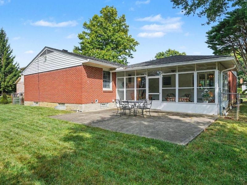 1907 Stockton Drive, Loveland, OH 45140 Photo 18