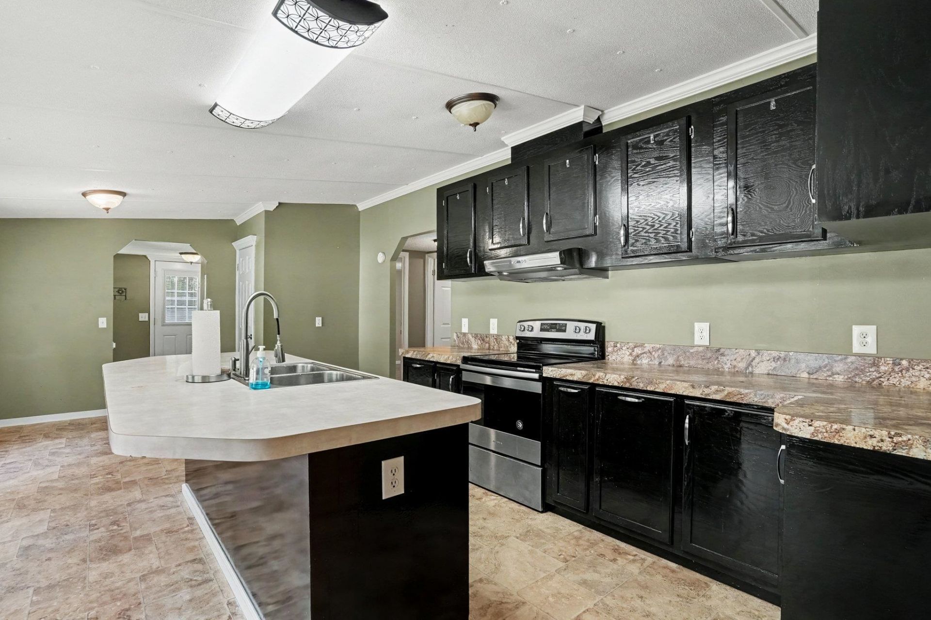 5865 Juniper Bay Rd.  Photo 13