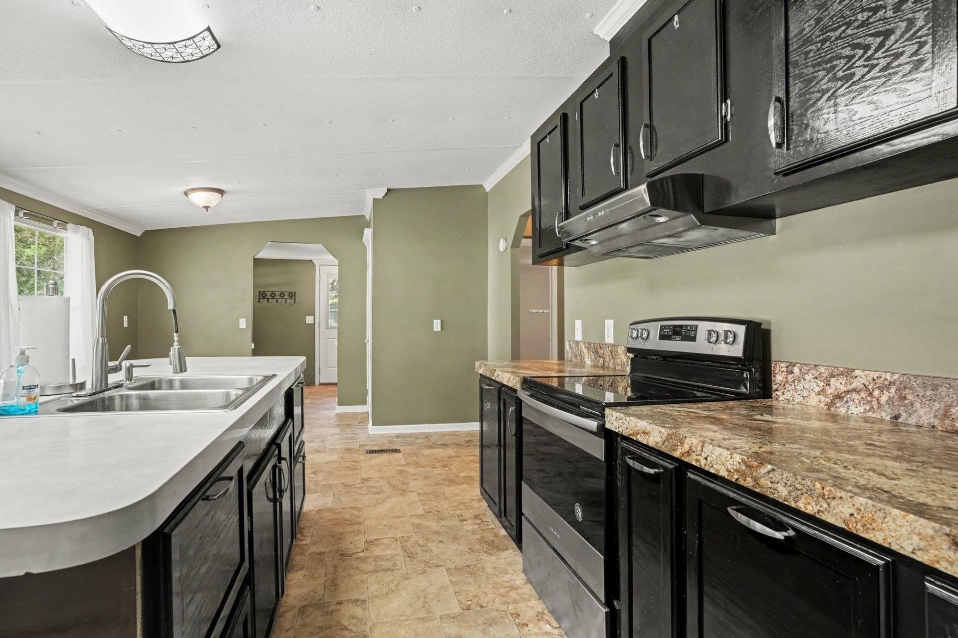 5865 Juniper Bay Rd.  Photo 14