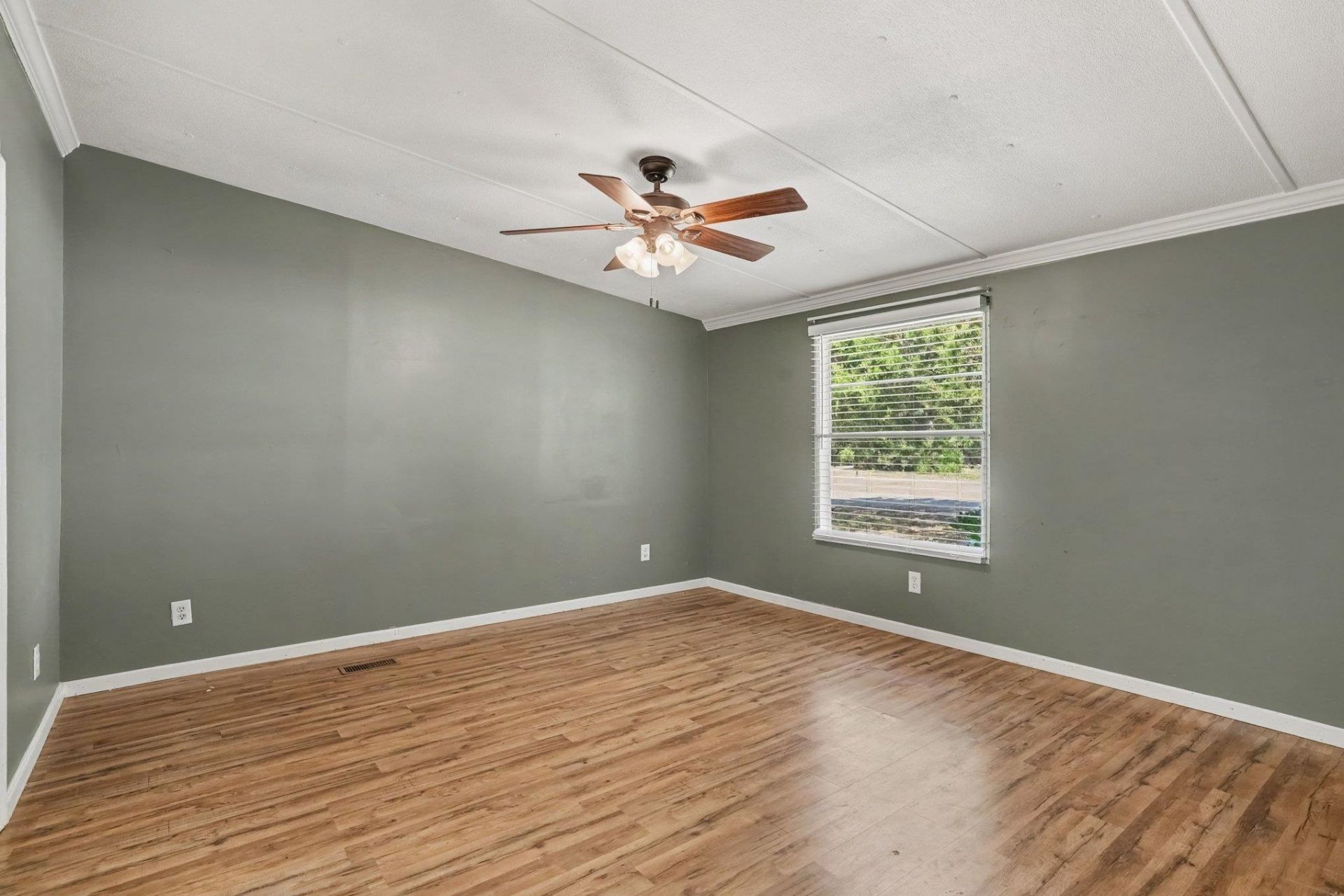 5865 Juniper Bay Rd.  Photo 15