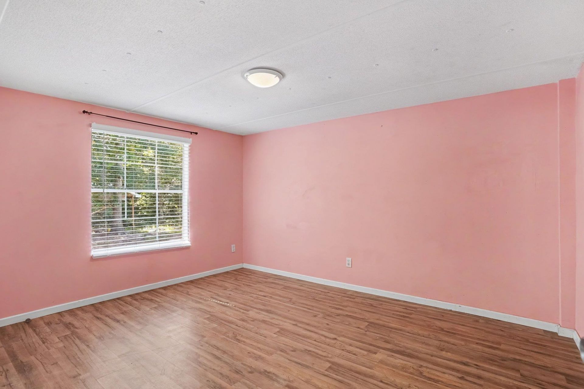 5865 Juniper Bay Rd.  Photo 19