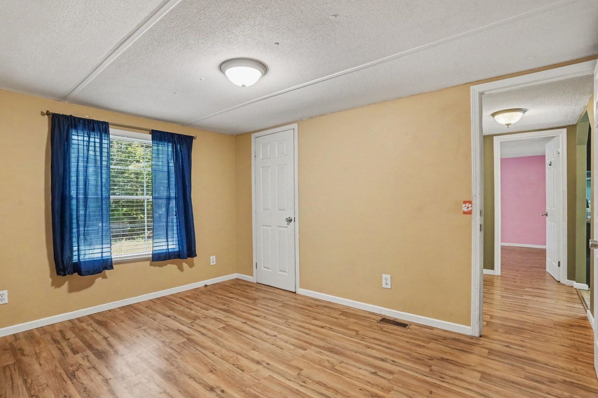 5865 Juniper Bay Rd.  Photo 22