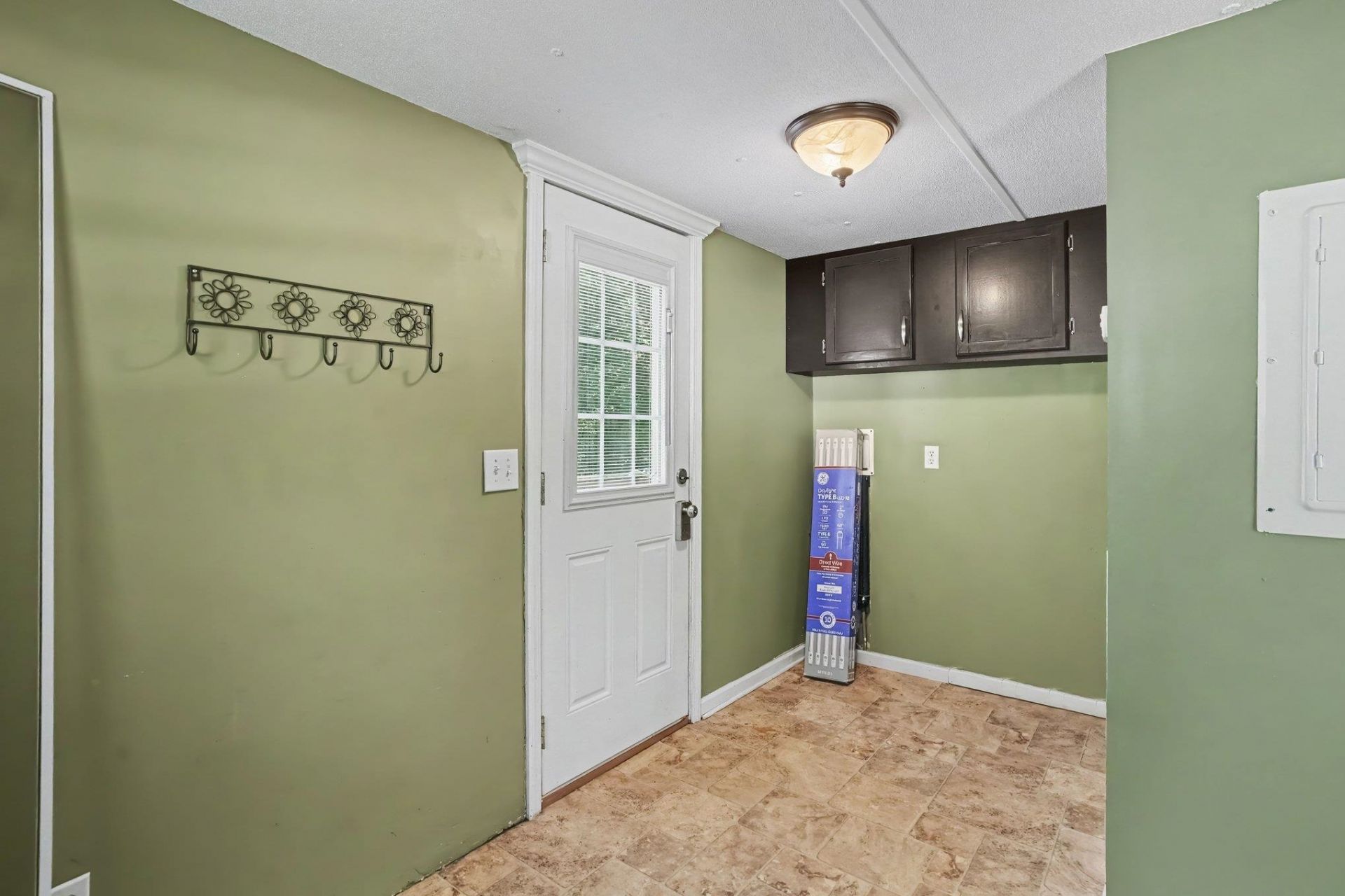 5865 Juniper Bay Rd.  Photo 24