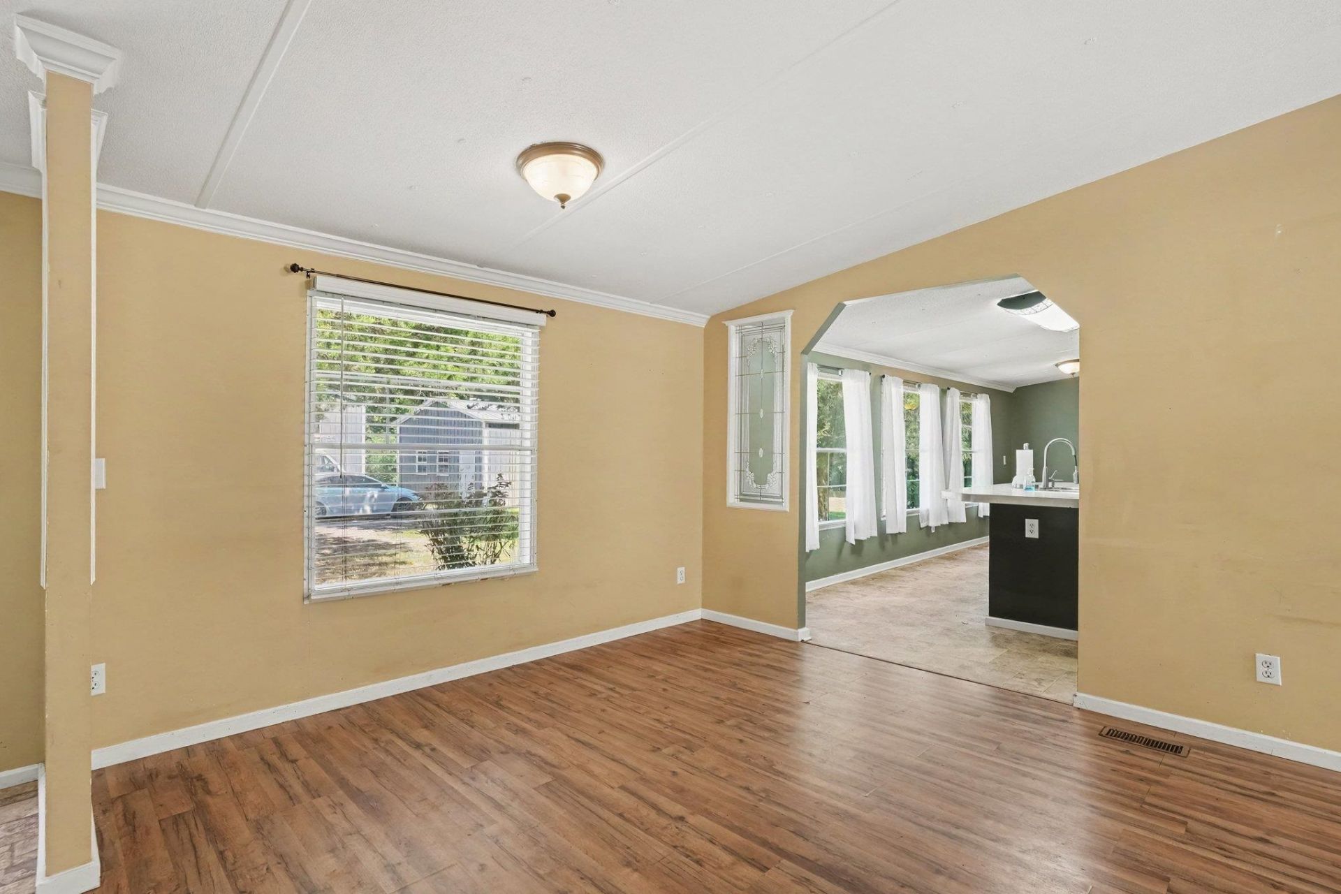 5865 Juniper Bay Rd.  Photo 9