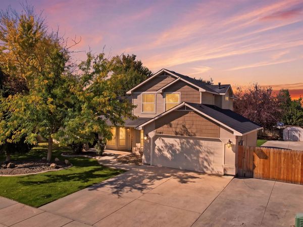 1087 S New Summer Ave, Kuna, ID 83634