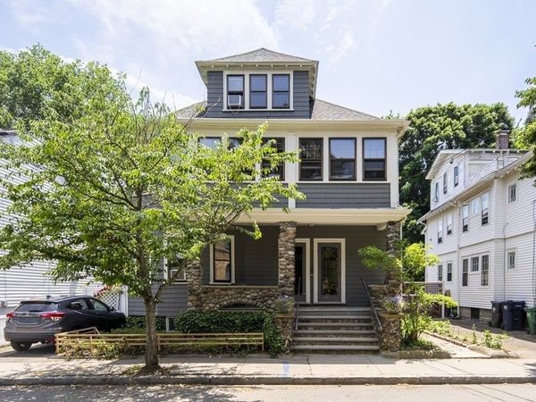 10-12 Notre Dame Avenue, Unit 3, Cambridge, MA 02140