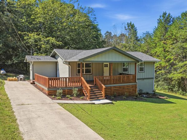 440 E Georgia Avenue, Whitwell, TN 37397