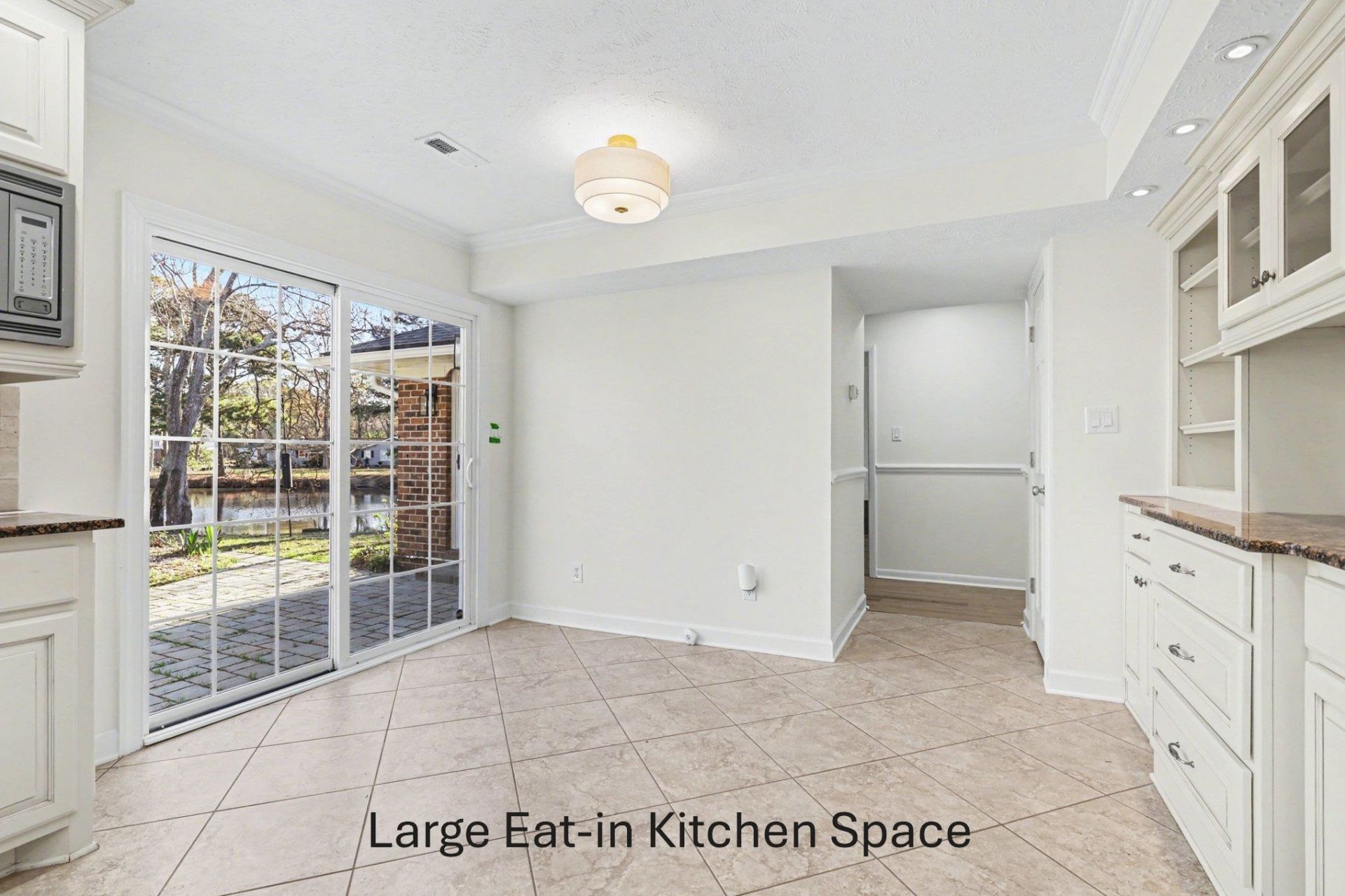 1930 Kate Ln. Photo 14