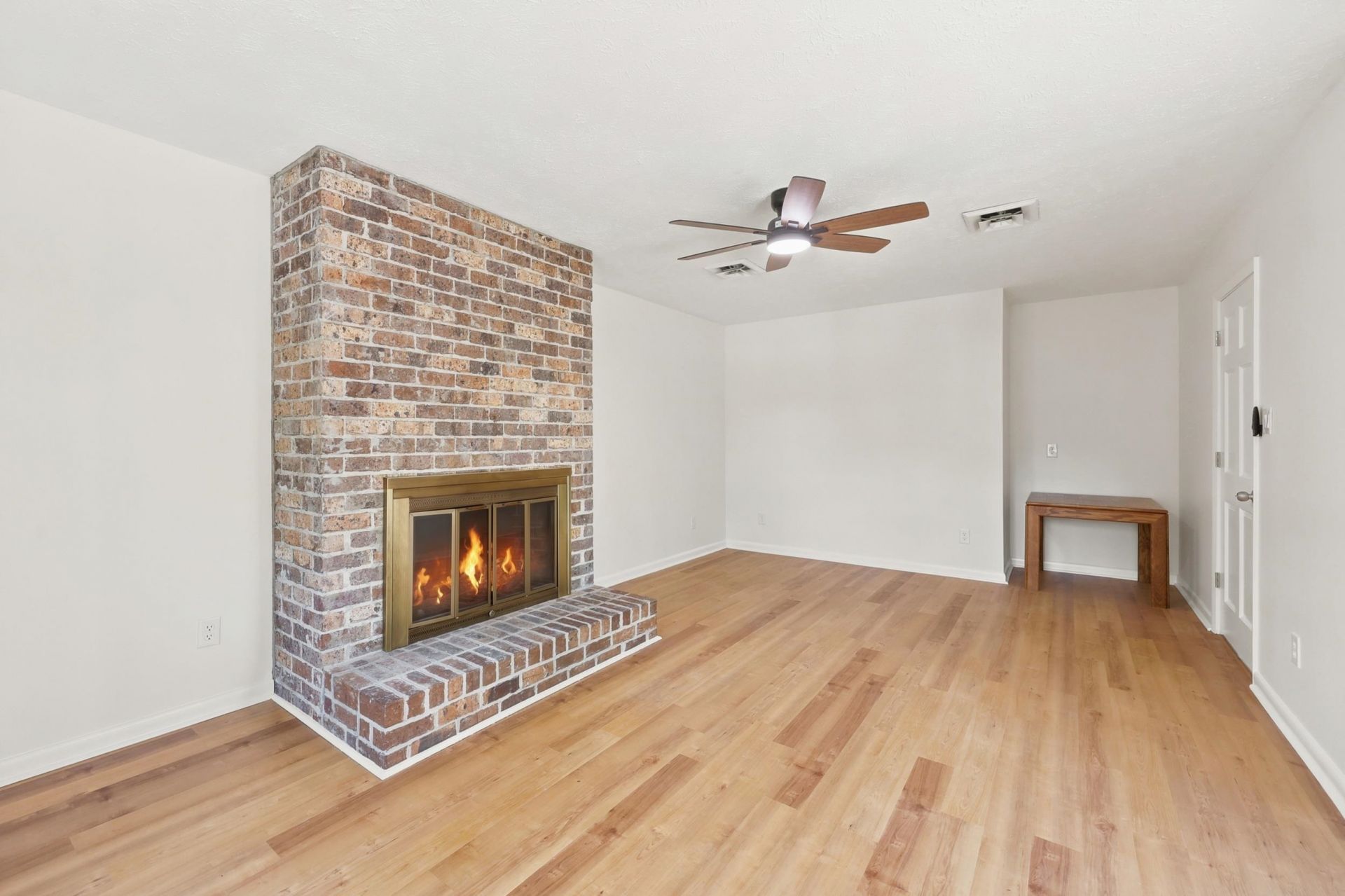 1930 Kate Ln. Photo 22